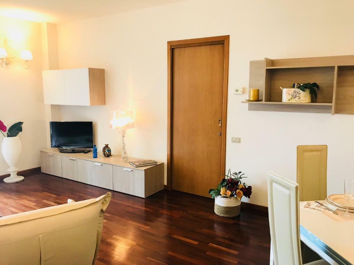 Chic Panoramic Apartment Bergamo Luaran gambar